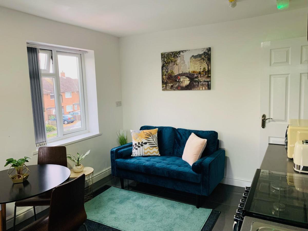 Modern & Cosy 2-Bed Apartment Near Nec, Airport & Jlr! Birmingham Exterior foto