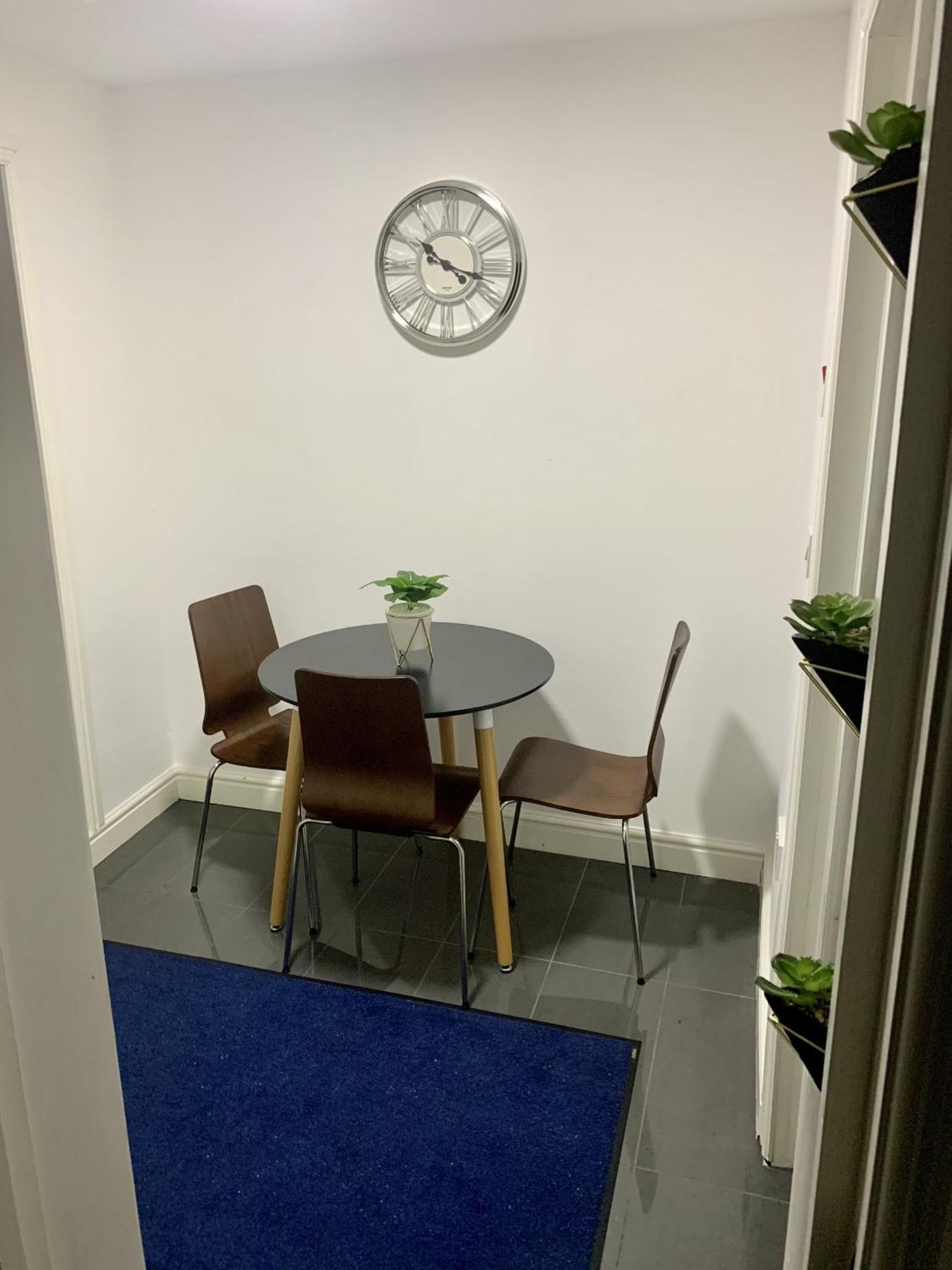 Modern & Cosy 2-Bed Apartment Near Nec, Airport & Jlr! Birmingham Cameră foto